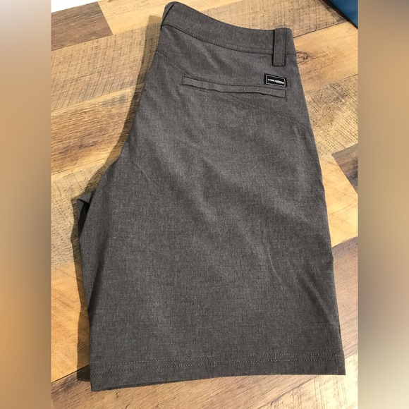 Volcom Mens- Hybrid Shorts - Picture 3 of 3